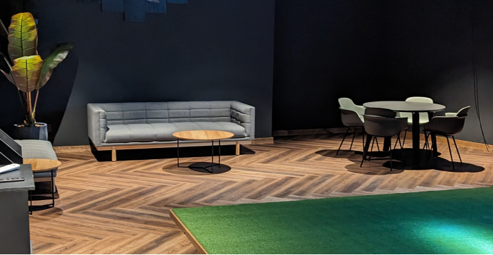 Découvrez une expérience exceptionnelle de golf en intérieur à Saint-Jérôme et Lachute, au cœur des Laurentides, avec Saison Golf, votre destination de choix pour un simulateur de golf